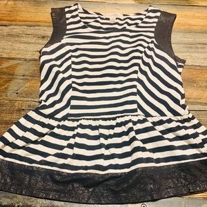 Monteau black and white blouse with A frame bottom